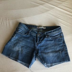 Levi Midi Shorts